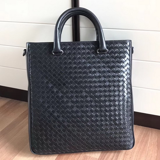 Bottega Aquatre Bag in Black Calf Leather