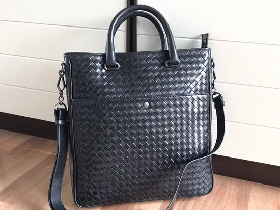 Bottega Aquatre Bag in Black Calf Leather