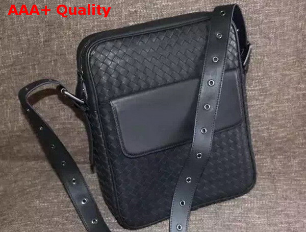 Bottega Messenger Bag in Nero Intrecciato Nappa Replica