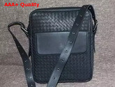 Bottega Messenger Bag in Nero Intrecciato Nappa Replica