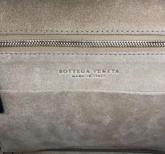 Bottega Veneta Arco 33 Bag in Palmellato Black