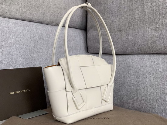 Bottega Veneta Arco 33 Bag with an Orthogonal Maxi Weave in Bianco French Calf