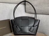 Bottega Veneta Arco 33 Bag with an Orthogonal Maxi Weave in Nero French Calf