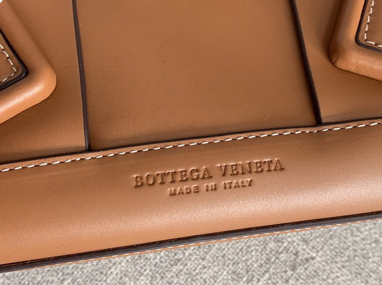 Bottega Veneta Arco 33 Bag with an Orthogonal Maxi Weave in Wood French Calf