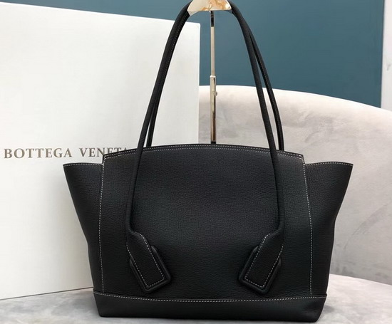 Bottega Veneta Arco 48 Bag in Palmellato Nero