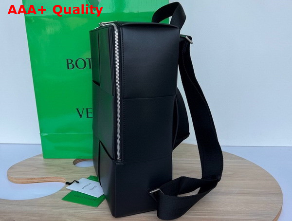 Bottega Veneta Arco Backpack in Black Calfskin Replica