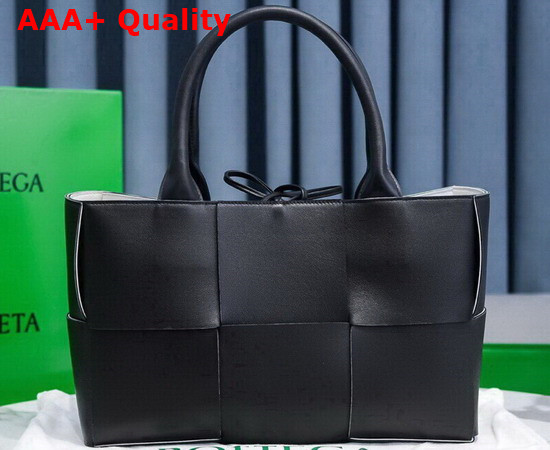 Bottega Veneta Arco Tote Black White Lambskin Replica