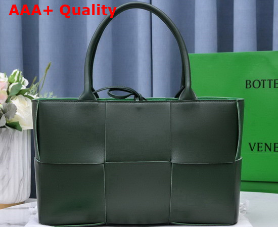 Bottega Veneta Arco Tote Raintree Parakeet Lambskin Replica