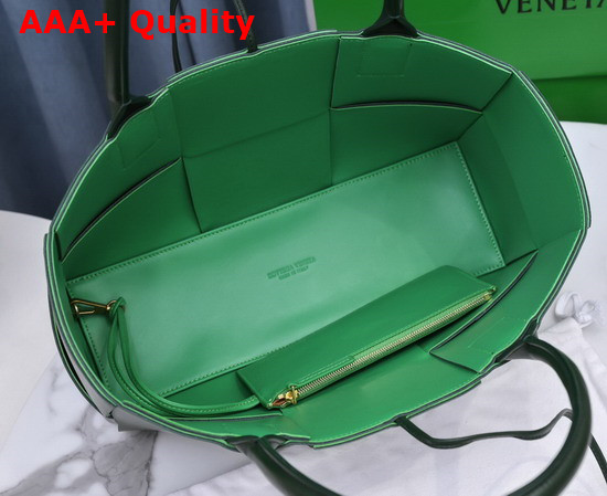 Bottega Veneta Arco Tote Raintree Parakeet Lambskin Replica