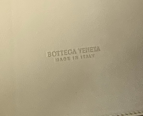 Bottega Veneta Arco Tote in Maxi Intreccio Moutarde