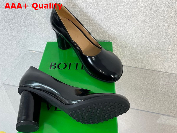 Bottega Veneta Atomic Pump in Black Leather Replica