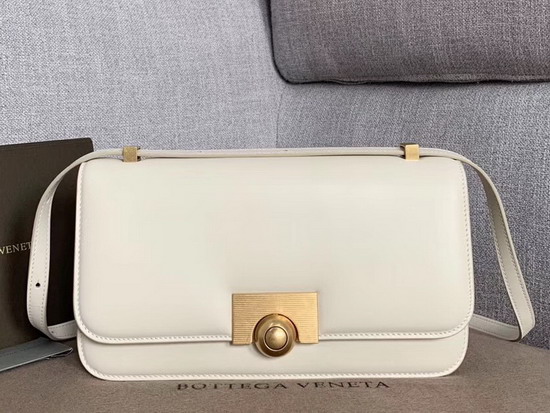 Bottega Veneta BV Classic Bag in French Calfskin Bianco