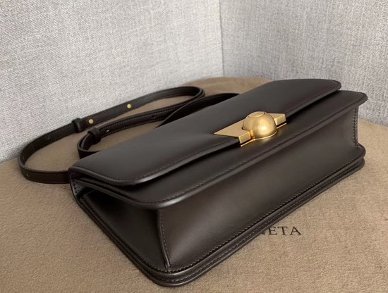 Bottega Veneta BV Classic Bag in French Calfskin Fondente