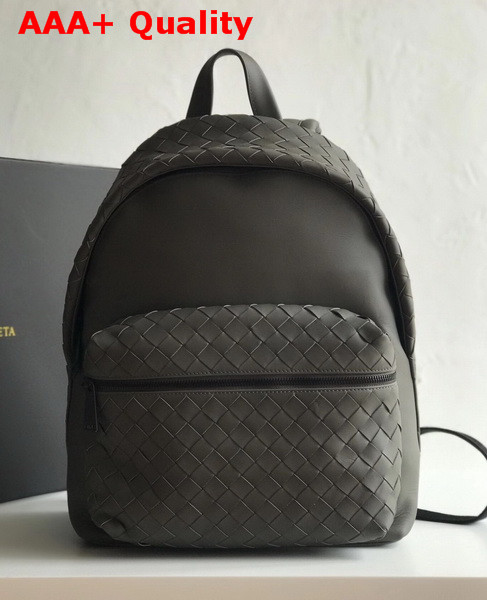 Bottega Veneta Backpack in Light Graphite Woven Calf Leather Replica