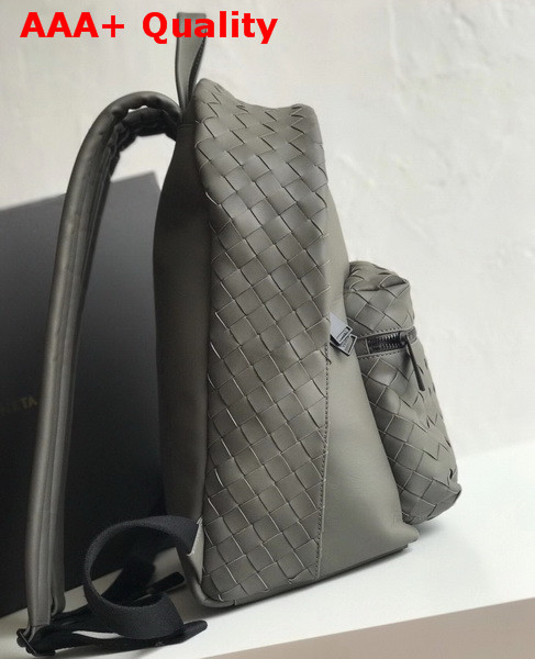 Bottega Veneta Backpack in Light Graphite Woven Calf Leather Replica