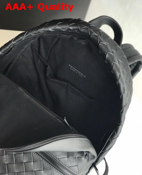 Bottega Veneta Backpack in Nero Woven Calf Leather Replica