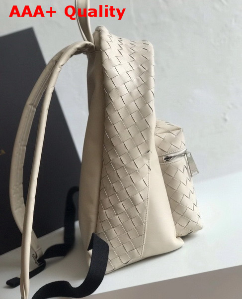 Bottega Veneta Backpack in Plaster Woven Calf Leather Replica