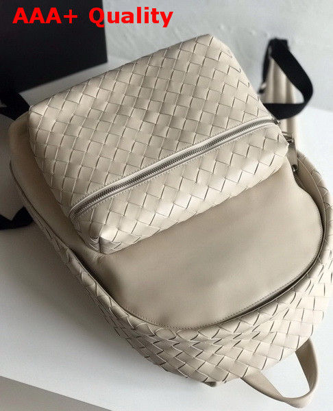 Bottega Veneta Backpack in Plaster Woven Calf Leather Replica