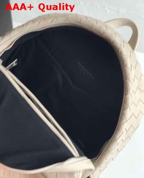 Bottega Veneta Backpack in Plaster Woven Calf Leather Replica