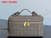 Bottega Veneta Bang Bang Vanity Case in Pinecone Intrecciato Leather Replica