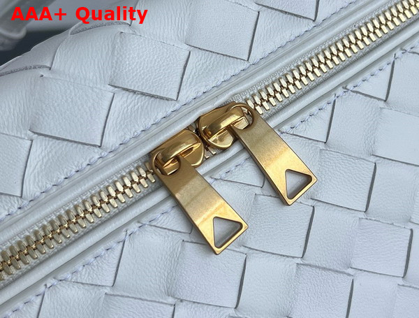 Bottega Veneta Bang Bang Vanity Case in White Intrecciato Leather Replica