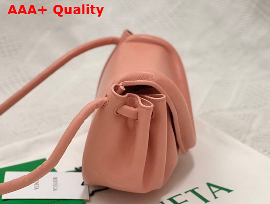 Bottega Veneta Beak Peachy Replica