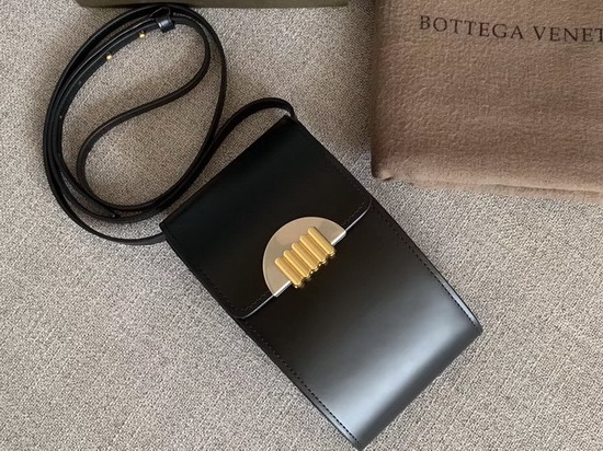 Bottega Veneta Bean Crossbody in Spazzolato Calf Leather Nero