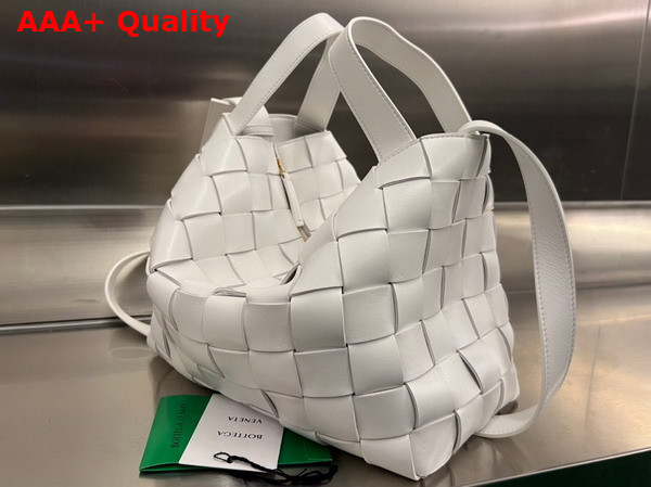 Bottega Veneta Bowling Cassette White Intreccio Leather Replica