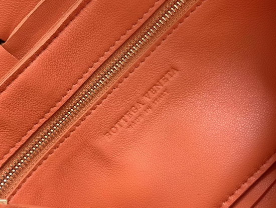 Bottega Veneta Cassette Bag in Maxi Intreccio Burned Orange