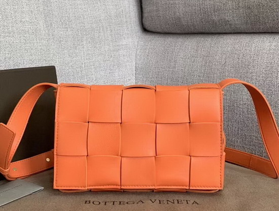 Bottega Veneta Cassette Bag in Maxi Intreccio Burned Orange