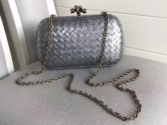 Bottega Veneta Chain Knot in Glazed Calf Leather Grey