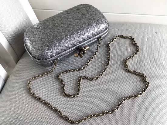 Bottega Veneta Chain Knot in Glazed Calf Leather Grey