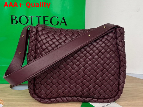 Bottega Veneta Cobble Shoulder Bag Bordeaux Lamb Skin Replica