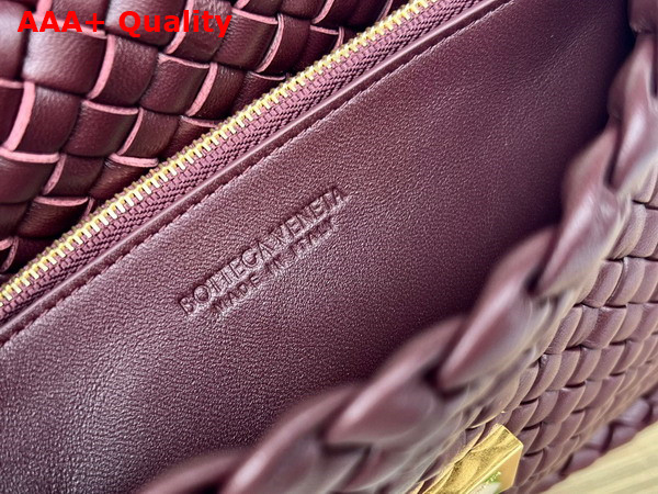 Bottega Veneta Cobble Shoulder Bag Bordeaux Lamb Skin Replica