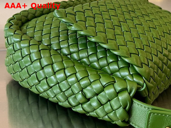 Bottega Veneta Cobble Shoulder Bag in Avocado Padded Intrecciato Leather Replica