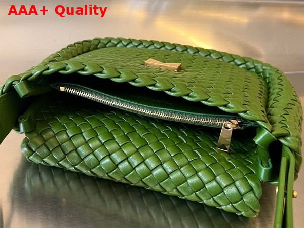 Bottega Veneta Cobble Shoulder Bag in Avocado Padded Intrecciato Leather Replica