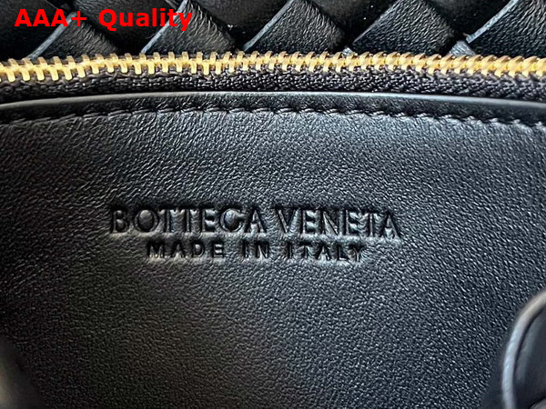 Bottega Veneta Cobble Shoulder Bag in Black Padded Intrecciato Leather Replica