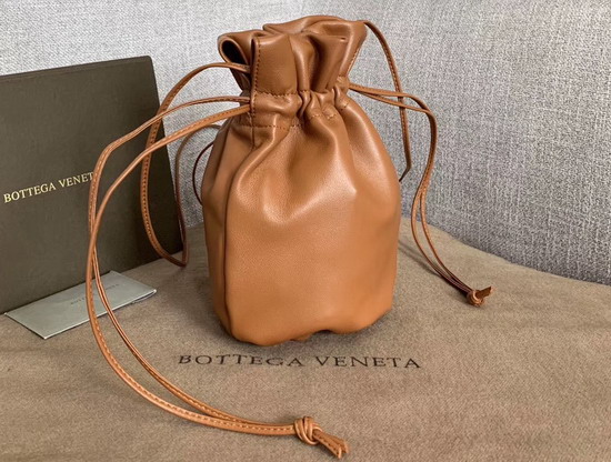 Bottega Veneta Drawstring Pouch in Wood Nappa