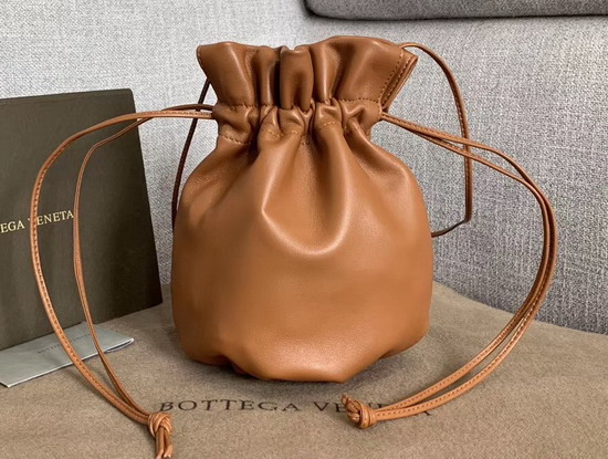 Bottega Veneta Drawstring Pouch in Wood Nappa