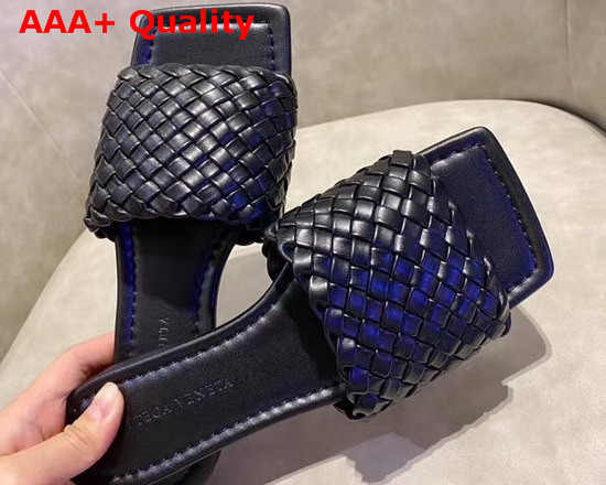 Bottega Veneta Flat Slides in Woven Leather with a Squared Toe Nero Replica