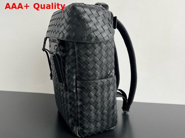 Bottega Veneta Intrecciato Flap Backpack in Black Leather Replica