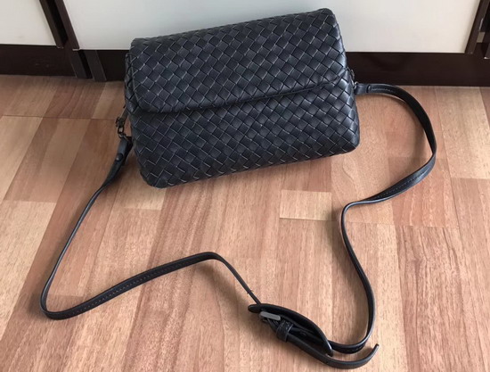 Bottega Veneta Intrecciato Nappa Messenger Bag in Black