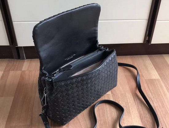 Bottega Veneta Intrecciato Nappa Messenger Bag in Black