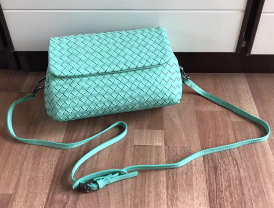 Bottega Veneta Intrecciato Nappa Messenger Bag in Turquoise