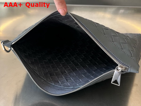 Bottega Veneta Intrecciato Pouch with Wristlet Thunder Replica