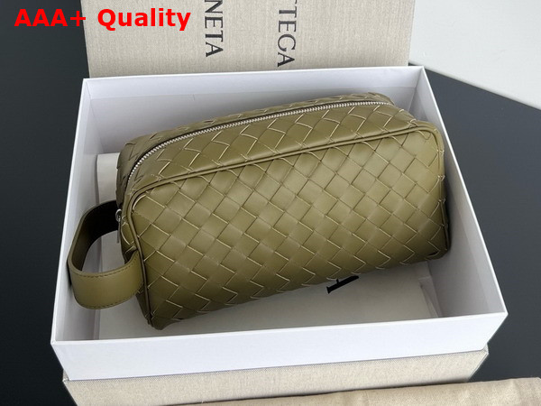 Bottega Veneta Intrecciato Travel Pouch Mud Intrecciato Leather Replica