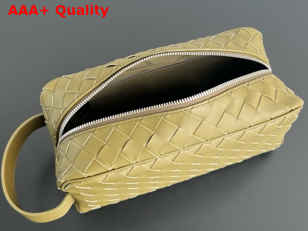 Bottega Veneta Intrecciato Travel Pouch Mud Intrecciato Leather Replica