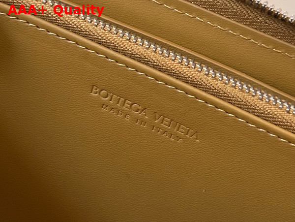 Bottega Veneta Intrecciato Zip Around Wallet in Light Brown Calfskin Replica