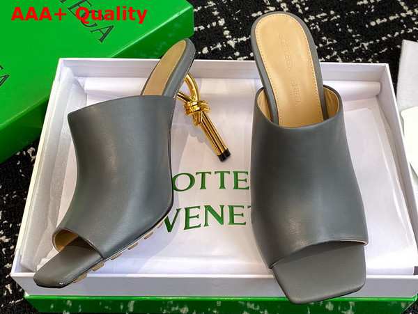 Bottega Veneta Knot Mule in Grey Lambskin Replica