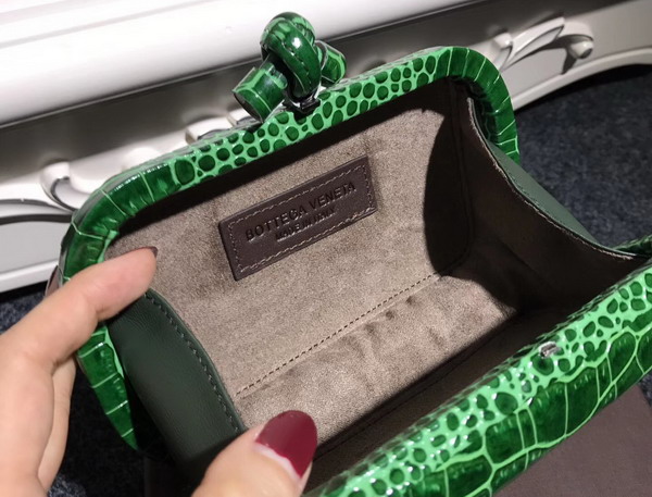 Bottega Veneta Knot in Green Crocodile